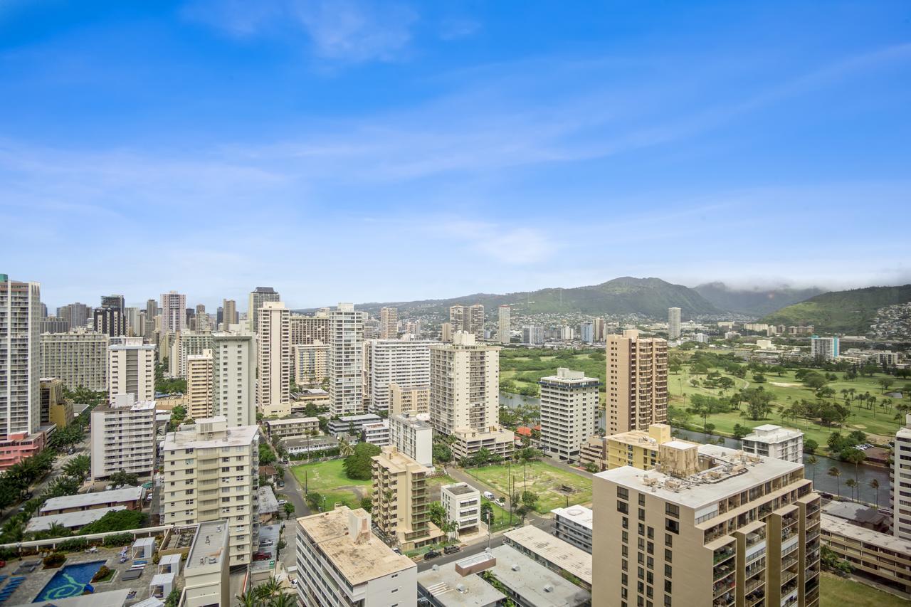 Ke Aloha At The Waikiki Banyan Apartment